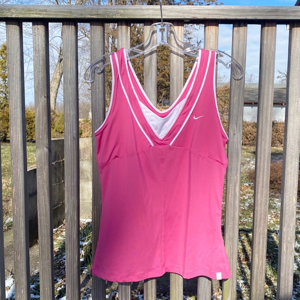 Nike tank